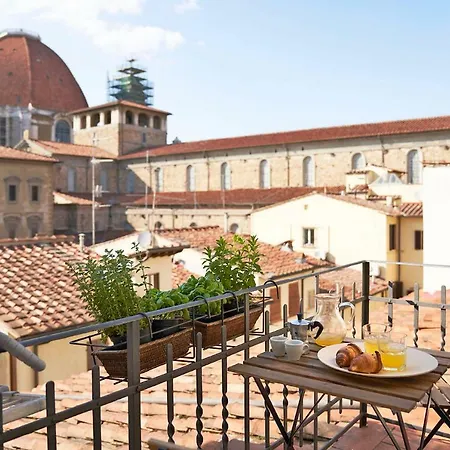 Ferienwohnung Great Apts Few Steps To The Duomo Florenz Exterior foto