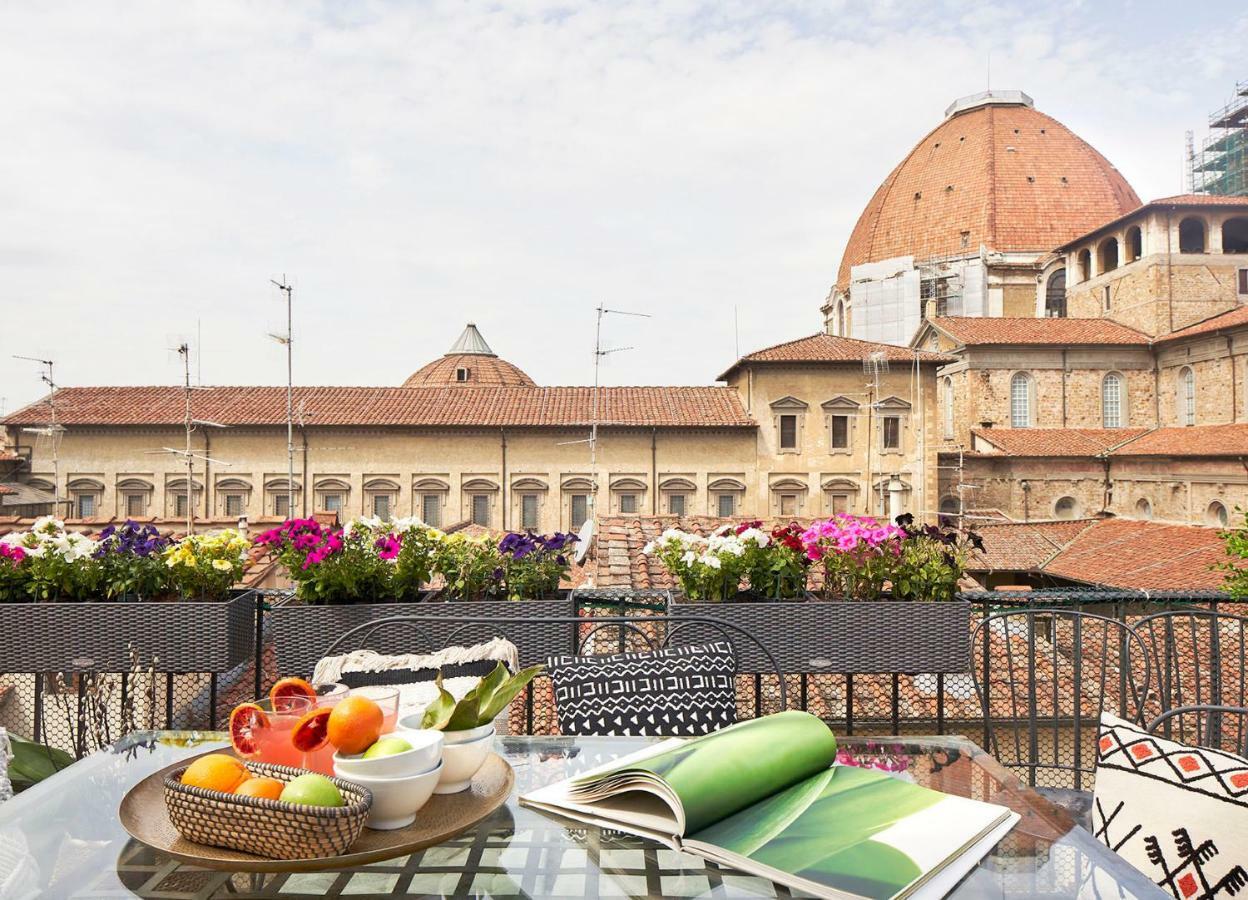 Great Apts Few Steps To The Duomo Apartment *